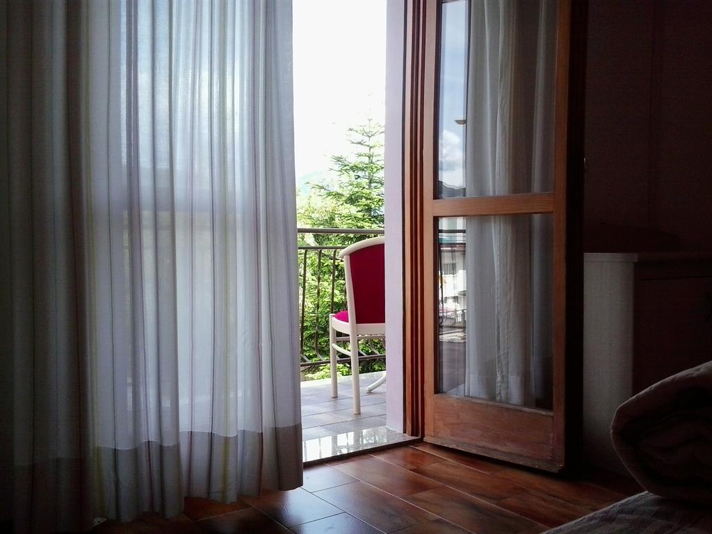 Hotel Pizzeria Mezzolago Pergine Valsugana Δωμάτιο φωτογραφία